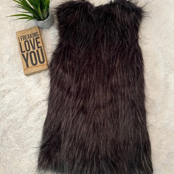 Armani Exchange Black Faux Fur Vest - Picture 2 of 5